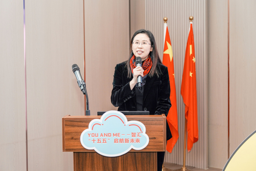 1737710772509308EyLo.jpg 盧海燕.jpg