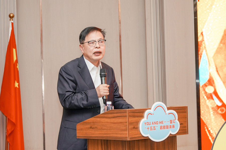 1737710828372033nETf.jpg 張勇.jpg